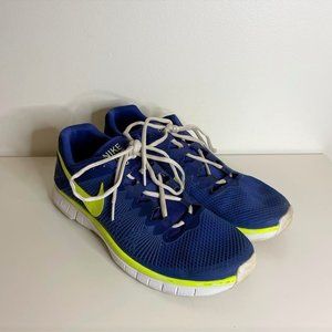 Men's NIKE Free Runners - Size 13